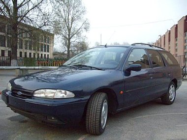   Ford Mondeo (1993-1996) a.  