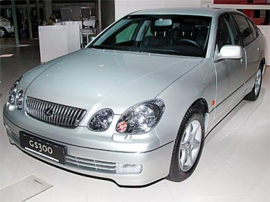   Lexus GS 300 / 400 (1998-2004 ) .  