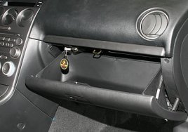     () DRAGON  Mazda  6 ( -2007) .  