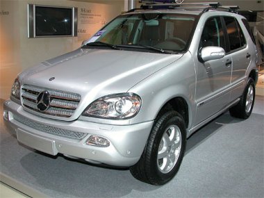   Mercedes-Benz 'M' (-2005) 230 .  