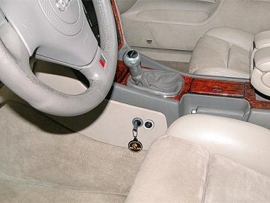        Audi A-8 (1999-2002) . 6 .  