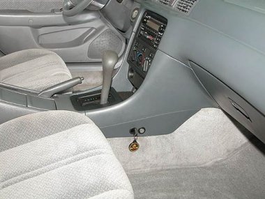        Toyota Camry (1997-2000) .  