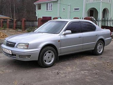   Toyota Camry (1992-1996) .  