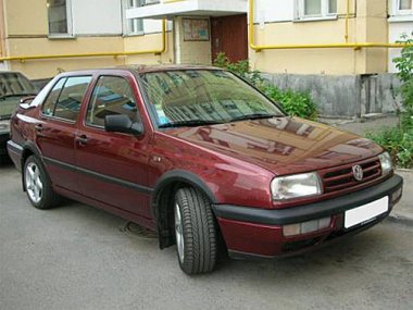   Volkswagen Vento  (1991-1997) .  