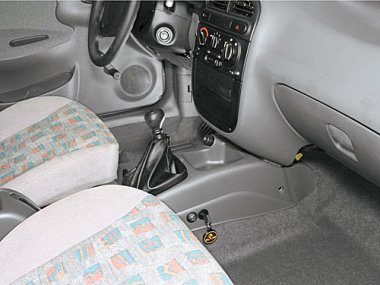        Chevrolet Lanos (2005- ) 1.5 . 5 .  