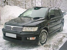     () DRAGON  Mitsubishi  Chariot Grandis (GF-N94W) (10.1997-05.2002) 2.4 .Tiptronic  