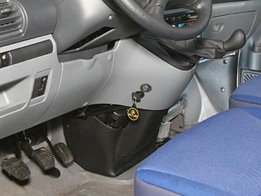 Механическое противоугонное устройство на Коробку передач  Citroen Jumpy I (1996-2007) мех. КП мех. КП 