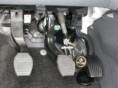 Механическое противоугонное устройство на Рулевой вал  Opel Corsa D (2006- ) мех. КП 