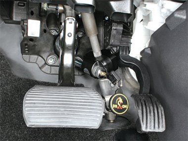 Механическое противоугонное устройство на Рулевой вал  Opel Corsa D (2006- ) 1.4 авт. КП 