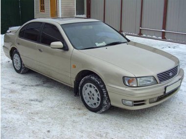   Nissan Maxima (1994-1996) .  