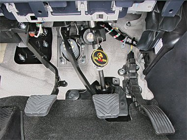 Механическое противоугонное устройство на Рулевой вал  Mitsubishi Lancer X мех. КП 