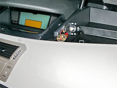 Механическое противоугонное устройство на Капот  Citroen C4  Picasso мех. КП 