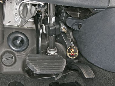 Механическое противоугонное устройство на Рулевое вал  Peugeot 308 авт. Тiptronic КП 