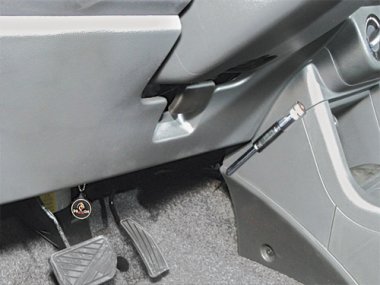 Механическое противоугонное устройство на Рулевой вал  Suzuki Swift (2005-2010) авт. КП (Венгерская сборка) 