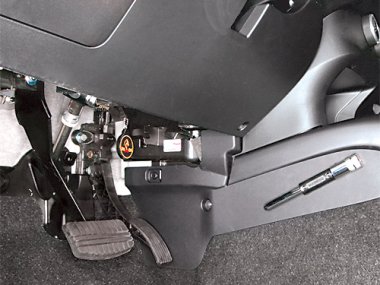 Механическое противоугонное устройство на Рулевой вал  Peugeot 4007 авт.Tiptronic КП 