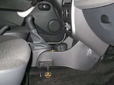 Механическое противоугонное устройство на Коробку передач Renault Sandero (2009-2014) мех. КП