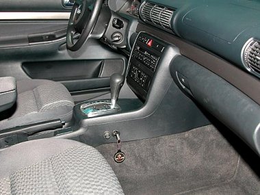        Audi A-4 (1995-2000) . Tiptronic  