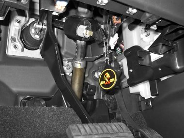 Штыревое механическое противоугонное устройство на Рулевой вал  Mitsubishi Outlander (2015-2018) CVT КП  