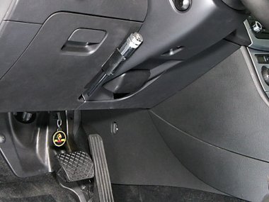 Механическое противоугонное устройство на Рулевой вал Volkswagen Passat (2005-2010) авт. DSG КП (с кнопкой)