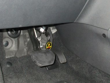 Механическое противоугонное устройство на Рулевой вал  Peugeot 2008 (2013-2019) авт. Tiptronic КП 