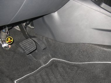 Штыревое механическое противоугонное устройство на Рулевой вал Renault Kaptur (2016-2020) авт. Tiptronic КП ®