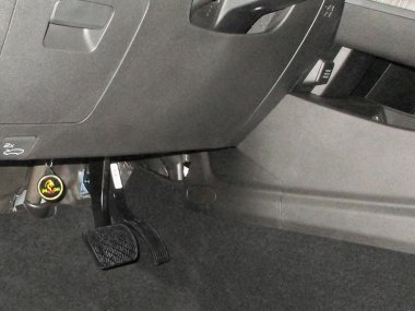 Штыревое механическое противоугонное устройство на Рулевой вал  Geely Atlas Pro (2021-) авт. DCT КП ® 