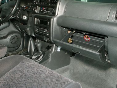 Механическое противоугонное устройство на Капот  Opel Frontera (1999- )  мех. КП 
