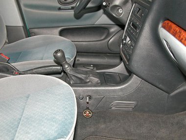 Механическое противоугонное устройство на Коробку передач  Peugeot 406 мех. КП   