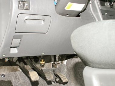 Механическое противоугонное устройство на Рулевой вал  Suzuki Grand Vitara (2003-2005) мех. КП 