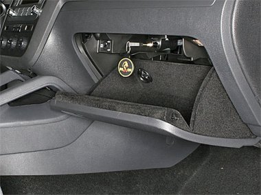 Механическое противоугонное устройство на Капот Volkswagen Golf V (2004-2008) мех. КП