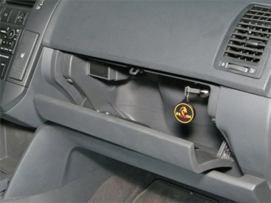 Механическое противоугонное устройство на Капот Volkswagen Polo (2002-2005) авт. КП