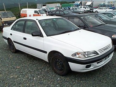   Toyota Carina (E-AT212) (08.1996-07.1998) .  ( )