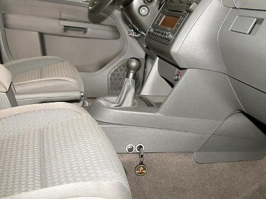 Механическое противоугонное устройство на Коробку передач Volkswagen Touran 1.9 TDI мех. 6 ст. КП