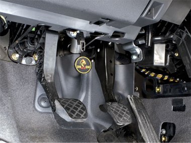 Механическое противоугонное устройство на Рулевой вал Volkswagen Touran 1.9 TDI мех. 6 ст. КП