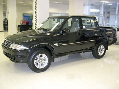   SsangYong Musso .  