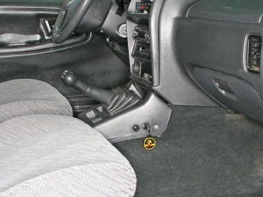 Механическое противоугонное устройство на гл. Коробку передач  Suzuki Vitara (1988-1997) мех. КП 